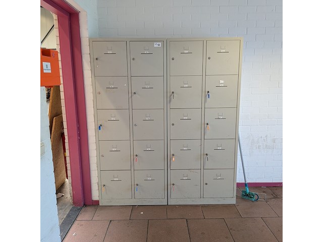 2x 10-vaks lockerkast - afbeelding 1 van  5