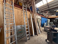 2x 12 treeds schuifladder - afbeelding 1 van  4