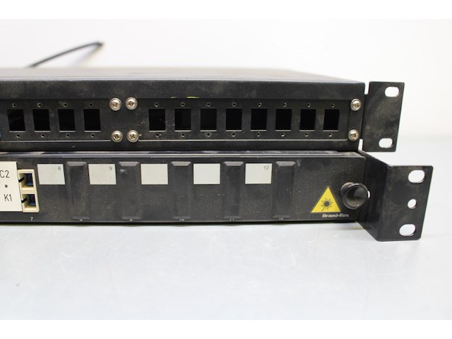 2x 19 inch apparatuur - afbeelding 4 van  9