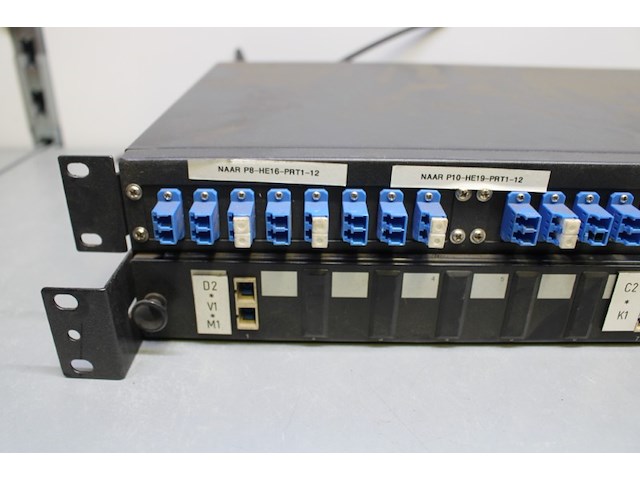 2x 19 inch apparatuur - afbeelding 7 van  9