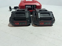 2x 20v accu's 2.0ah + snellader, skil, 3136aa en 3107aa - afbeelding 4 van  5