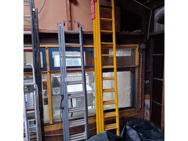 2x 3-delige ladder o.a. altrex - afbeelding 2 van  5