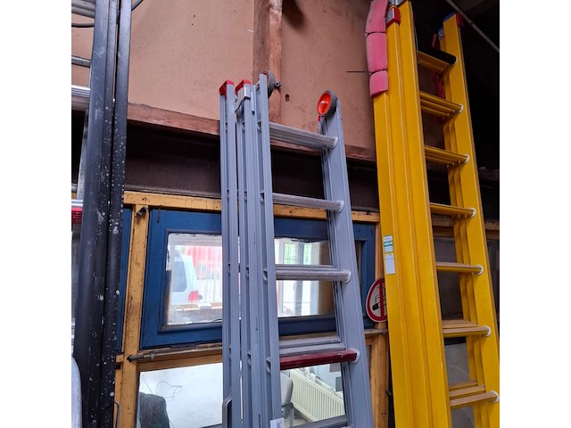 2x 3-delige ladder o.a. altrex - afbeelding 3 van  5