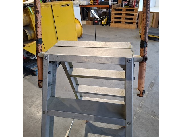 2x a trap - afbeelding 2 van  12