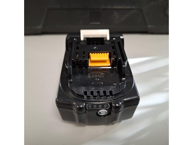 2x accu 18v - 4.0ah - afbeelding 4 van  5