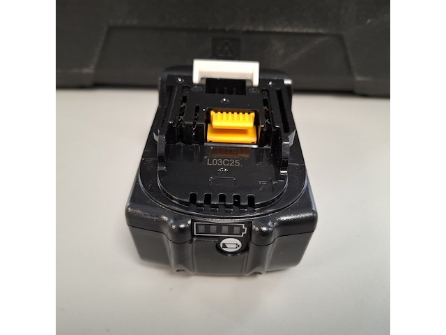 2x accu 18v - 5.0ah mkt - afbeelding 4 van  6