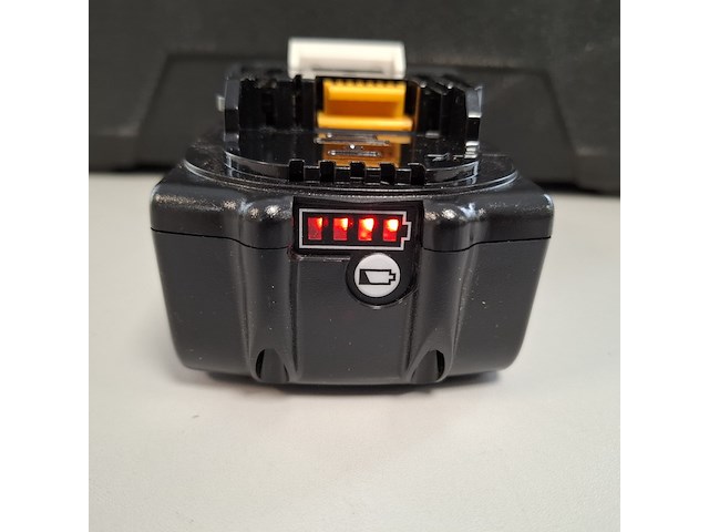 2x accu 18v - 5.0ah mkt - afbeelding 5 van  6