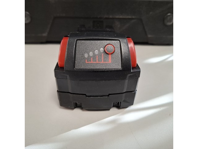 2x accu 18v- 4.0ah - afbeelding 3 van  6