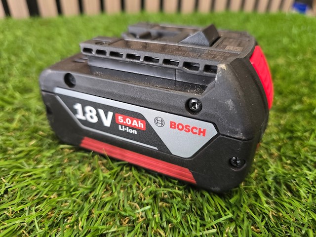2x accu 18v 5.0 ah bosch professional, lion - afbeelding 1 van  4