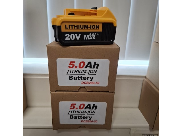 2x accu 20v - 5.0ah dcb200-50 - afbeelding 1 van  6