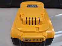 2x accu 20v - 5.0ah dcb200-50 - afbeelding 4 van  6