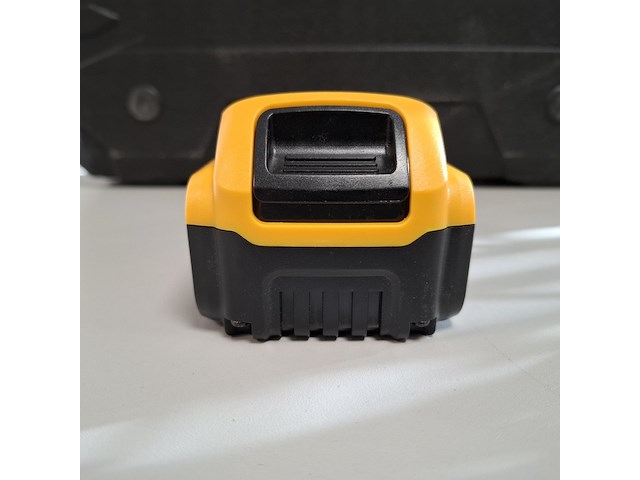 2x accu 20v - 5.0ah dcb200-50 - afbeelding 3 van  6