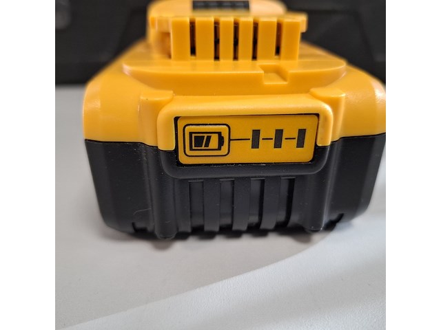 2x accu 20v - 5.0ah dcb200-50 - afbeelding 5 van  6