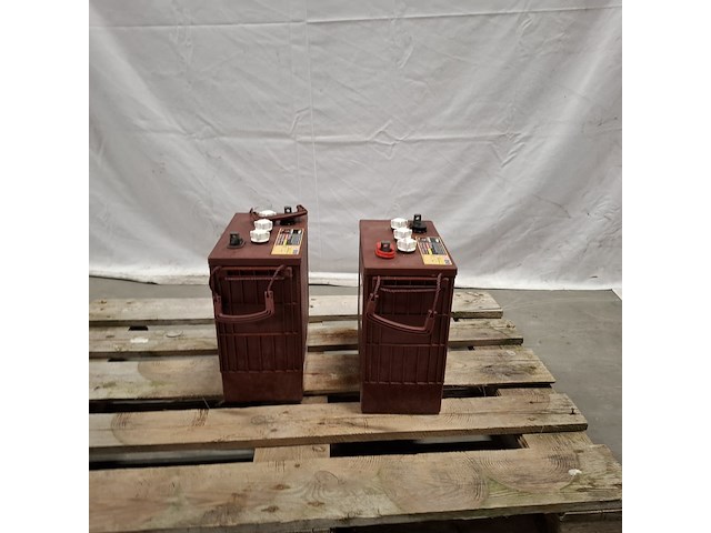 2x accu 6 volt, trojan, j305g-ac - afbeelding 1 van  6