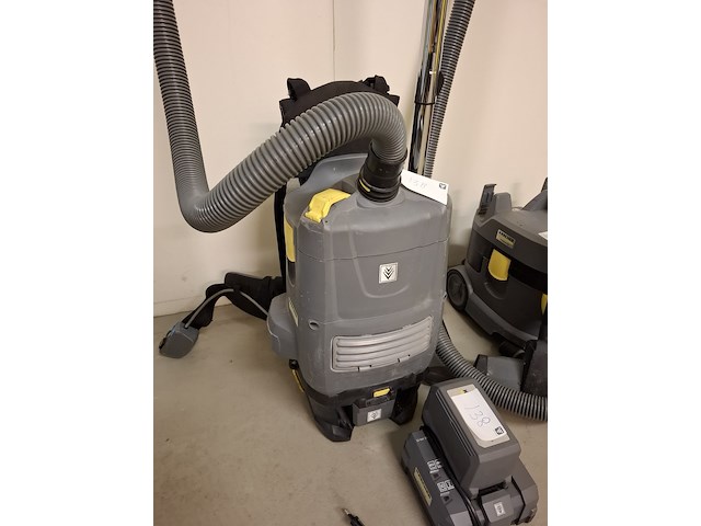 2x accu bedrijfstofzuiger karcher, t9/1bp, bouwjaar 2020 - afbeelding 4 van  8