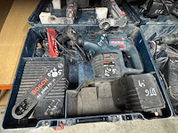 2x accu boorhamer, bosch, gbh 24 vre en gbh 36 v-li - afbeelding 1 van  5