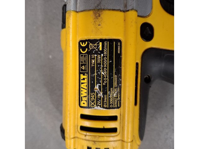 2x accu boormachine met partij opgepast nat borden, de walt , o.a. dc945 - afbeelding 5 van  13