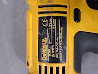 2x accu boormachine met partij opgepast nat borden, de walt , o.a. dc945 - afbeelding 13 van  13