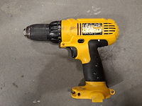 2x accu boormachine met partij opgepast nat borden de walt , o.a. dc945 - afbeelding 11 van  13