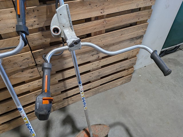 2x accu bosmaaier, stihl, fsa 130 - afbeelding 6 van  7