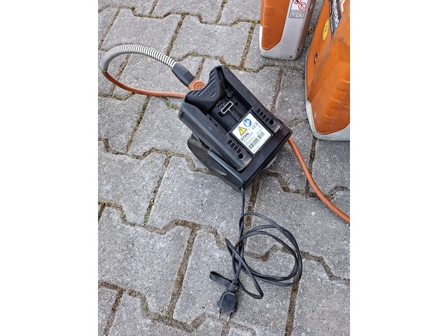 2x accu bosmaaier, stihl, fsa130 - afbeelding 4 van  9
