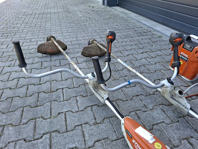 2x accu bosmaaier, stihl, fsa130 - afbeelding 8 van  9