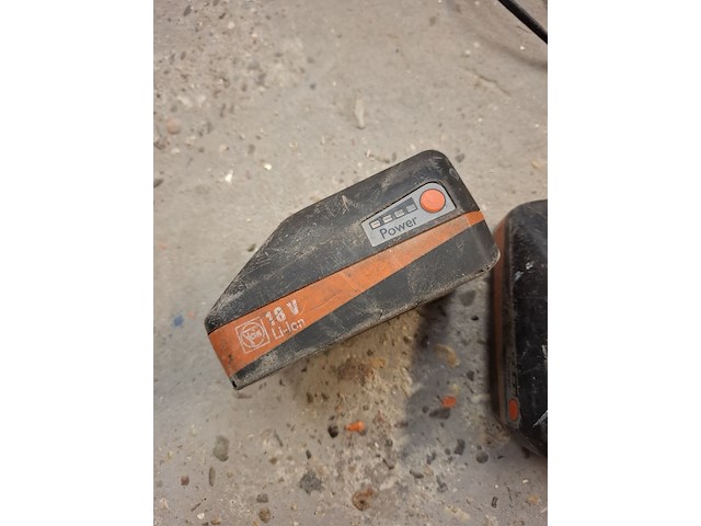 2x accu en lader fein - afbeelding 2 van  4