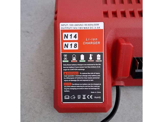 2x accu lader | 14-18v 3.0a - afbeelding 3 van  4