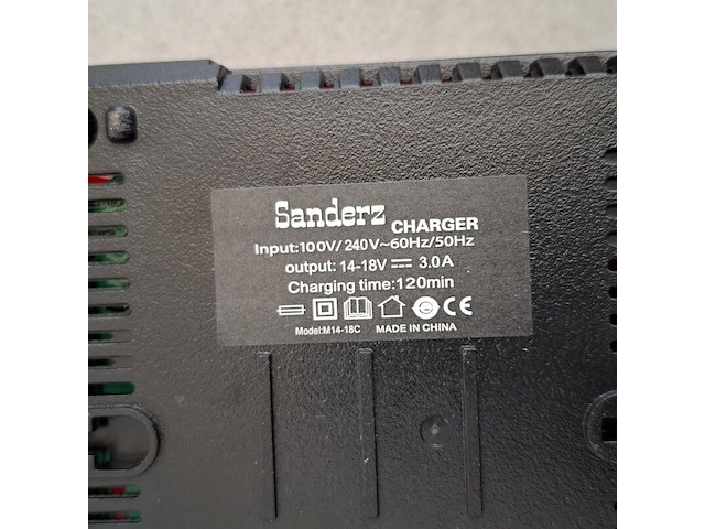 2x accu lader | 14-18v 3.0a - afbeelding 4 van  4