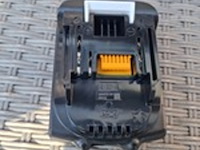 2x accu, makita, 18v, 6.0 ah - afbeelding 4 van  6