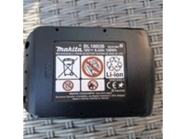 2x accu, makita, 18v, 6.0 ah - afbeelding 6 van  6