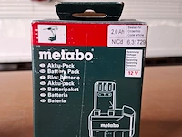 2x accu met adapter metabo, 12v 2.0ah - afbeelding 2 van  4