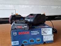 2x accu met lader bosch 18v 4.0ah en 5.5ah