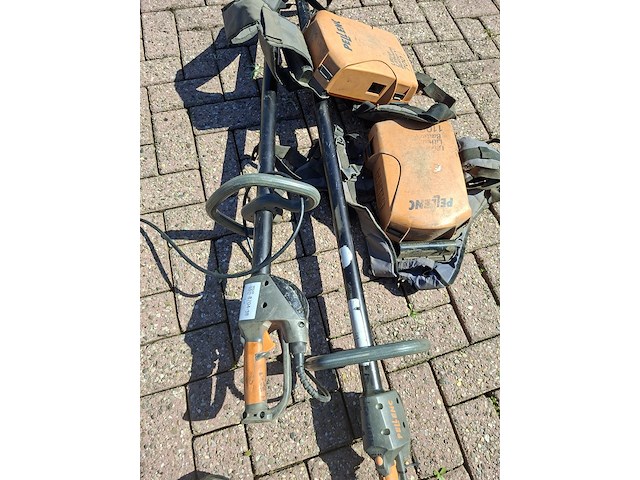 2x accu schoffelapparaat, pelenc - afbeelding 4 van  4