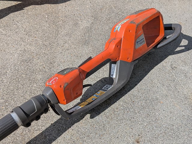 2x accu stokzaag, husqvarna, 530ipt5 & 536lipt5 - afbeelding 7 van  9