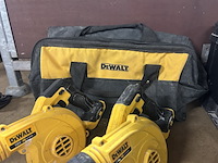2x accublazer 18v, 1x tas dewalt, dcv100 - afbeelding 2 van  3