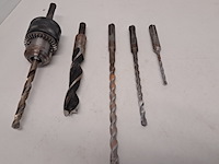 2x accuboormachine & 1 x elektrische boormachine, o.a. makita - afbeelding 15 van  55