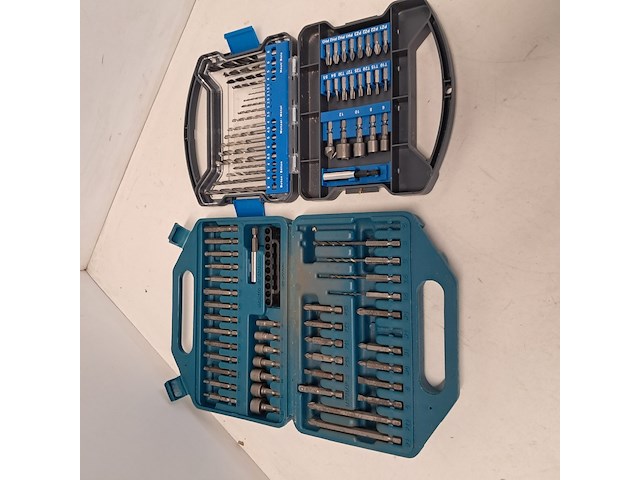 2x accuboormachine & 1 x elektrische boormachine, o.a. makita - afbeelding 43 van  55