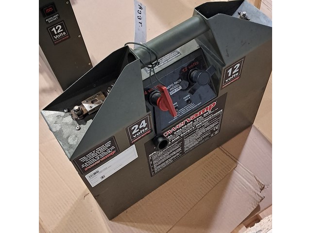 2x accubooster, powervamp, 200 - 12/24v - afbeelding 2 van  7