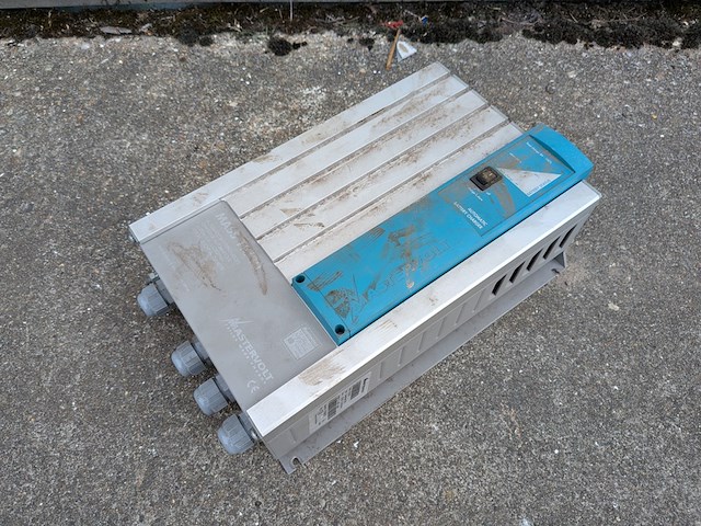 2x acculader, mastervolt, mass 24/50 & charger mass 12/30-2 - afbeelding 11 van  12