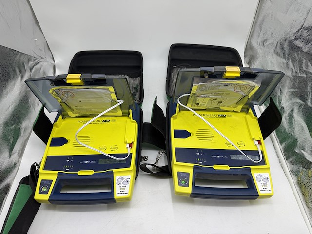 2x aed, cardiac science / aivia, powerheart aed g3 - afbeelding 5 van  7