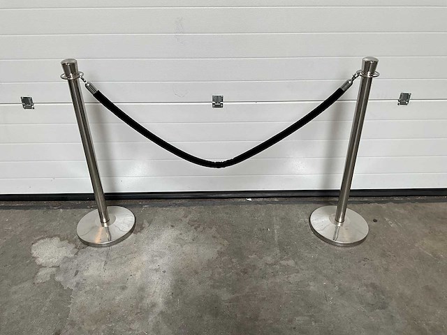 2x afzetpaal met koord - afbeelding 1 van  3