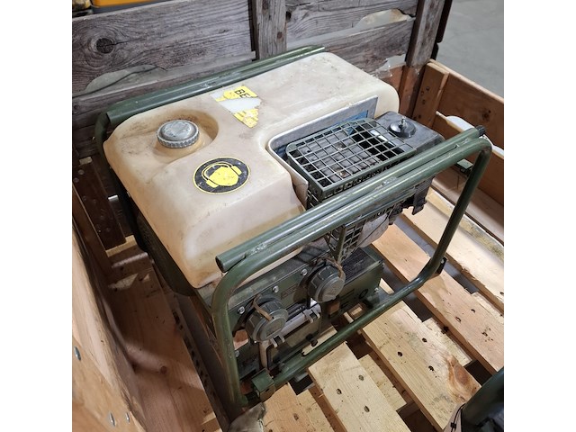 2x aggregaat, geko, 3000 e-aa - afbeelding 16 van  24