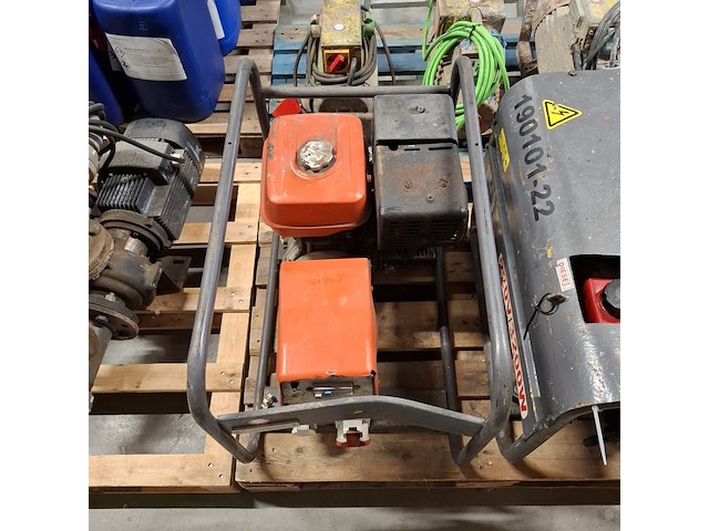 2x aggregaat, o.a. europower - afbeelding 12 van  12