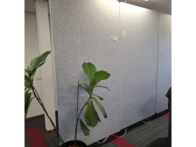 2x akoestisch paneel met 2x kantoorscherm - afbeelding 2 van  4