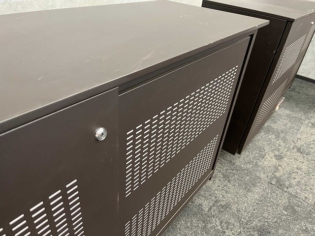 2x akoestische schuifdeurkast - bruin - afbeelding 4 van  8