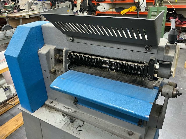 2x antares l300 / l301 industriële leerstroken-snijmachine 300 mm incl. toebehoren - afbeelding 4 van  27