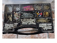 2x assortimentsdoos 600 delig incl. koffer
