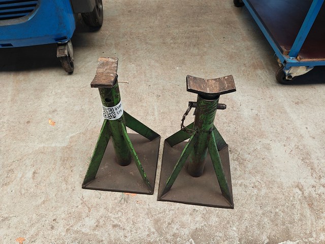 2x assteunen - afbeelding 1 van  1