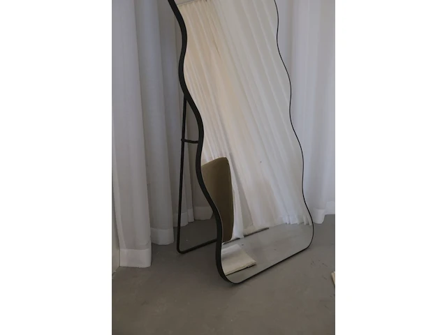 2x asymmetrische spiegel – 160 x 65 cm – staand & hangend vidi, viggo - afbeelding 10 van  10